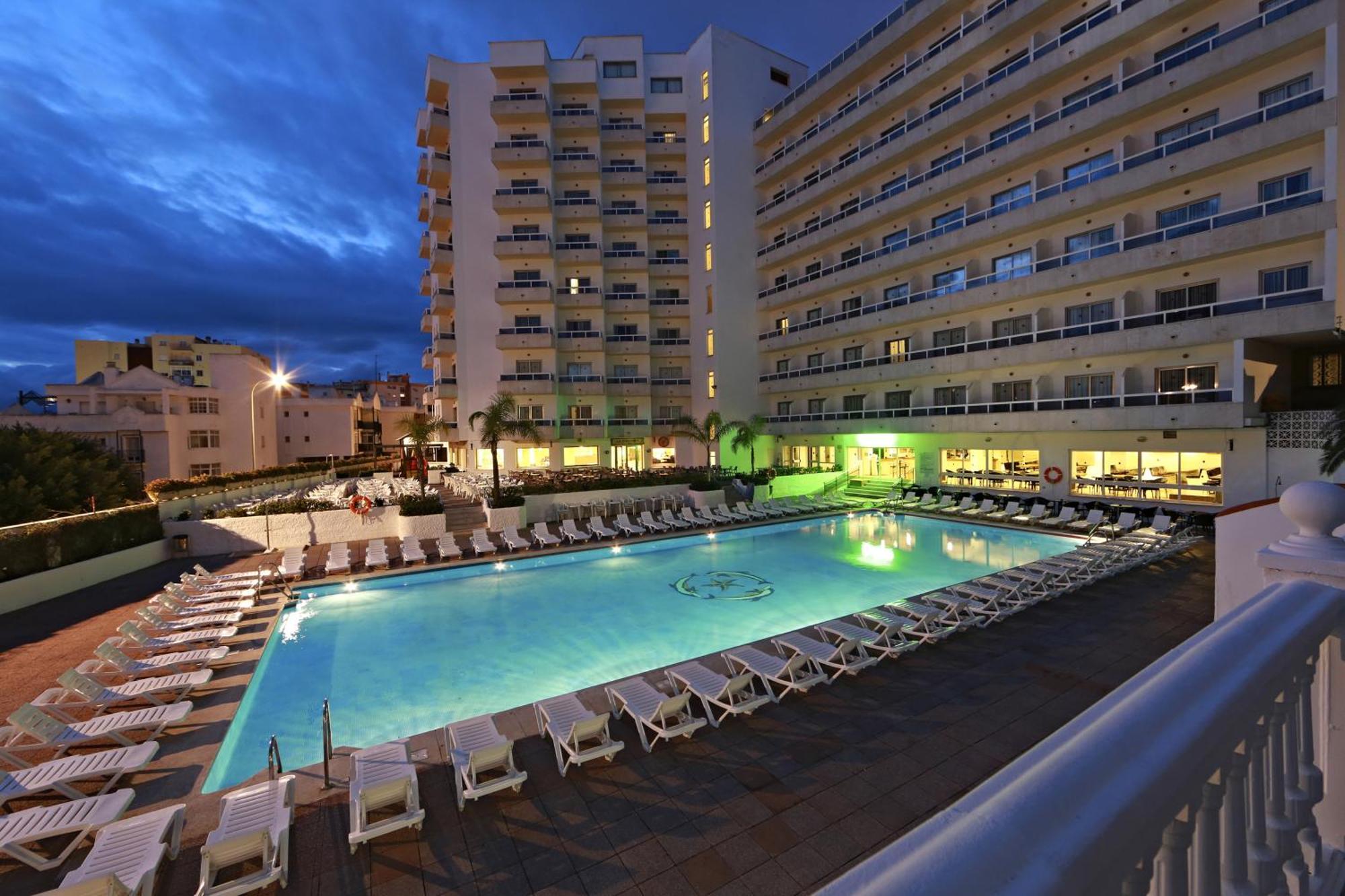 Double or Twin Room Pool View
